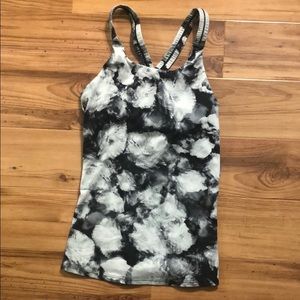 Athleta black and white tank w/ built-in bra!